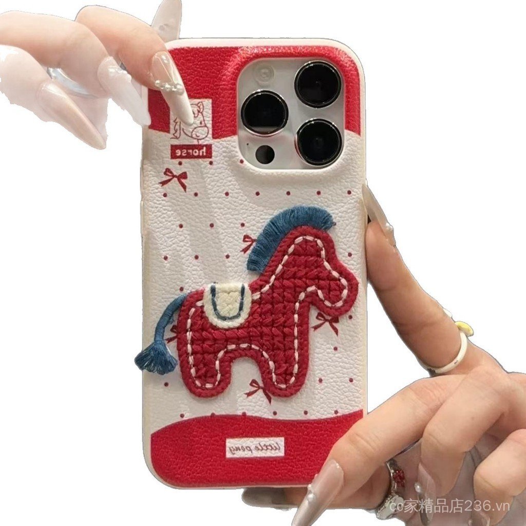 Thích hợp cho 17ProMax Ốp Điện Thoại Thêu Búp Bê Pony Dây iPhone16 / 15 Da Hạt 14 / 13