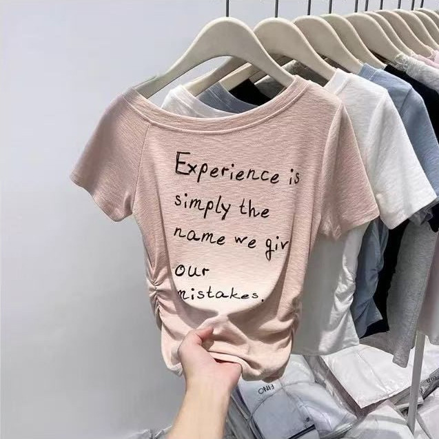 Milyfashion Cotton Nguyên Chất Slanted Vai Mùa Hè In Chữ Ngắn Tay Slim-Fit Áo Thun Không Đều Nẹp Rộng Ôm Hơn Nhìn Ngắn Top