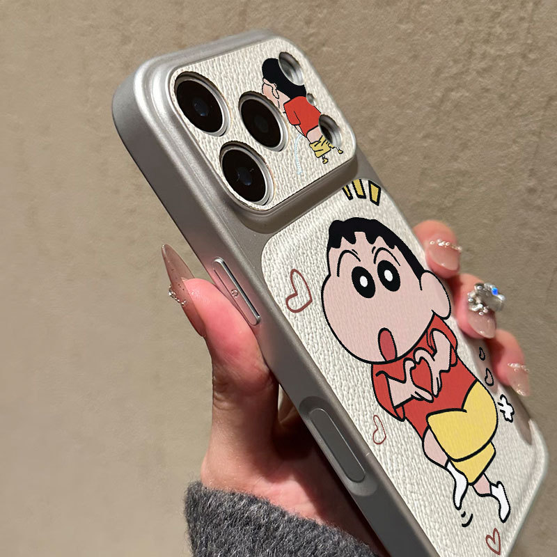 Ốp lưng iPhone Crayon Shin-Chan Bao da mềm cao cấp đựng máy ảnh - iP 7/8/X/XS/XR/11/12/13/14/15/16/17/Plus/Air/Pro/Max