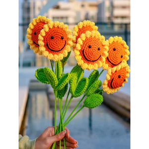 Hoa Hướng Dương Tay Dệt Len Móc Bó Hoa Thành Phẩm Mặt Cười Mô Phỏng Hoa Ngày Nhà Giáo Đại Học Ent