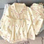 -Set Pyjama 3 Món Áo Cộc + Quần Cộc + Quần Dài Thu Hè Hoạ Tiết nơ Dễ Thương