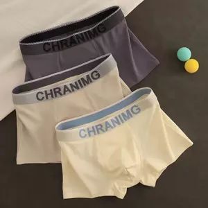 Quần lót nam thời trang, có chữ cái độc đáo, thiết kế giữa eo.