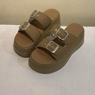 Dép nữ IGU đế Bằng siêu nhẹ chân cao 7cm da mềm 2 quai ngang sang trọng dễ phối đồ