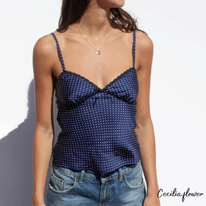 Áo yếm nữ mùa hè Spaghetti dây đeo họa tiết chấm ren viền mỏng vừa vặn áo Crop top