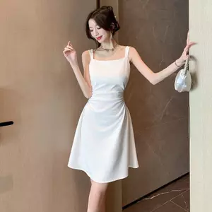 Pháp Retro Người Nổi Tiếng Thiết Kế Phong Cách Niche Đầm Nữ Mùa Hè Phong Cách Mới Cao Cấp Tính Khí Người Nổi Tiếng Sling Slim-Fit Slimer Look Niche Trắng Chữ A Váy Ngắn Bán Chạy