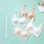 Áo ngực dành cho thanh thiếu niên từ 12 đến 15 tuổi, làm từ chất liệu mềm mại giúp ngăn ngừa ma sát gây tổn thương vùng ngực.