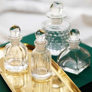 Chai thủy tinh mini có nắp, nắp cổ, dập nổi, đựng tinh dầu/nước hoa, phong cách châu Âu retro, WCSA