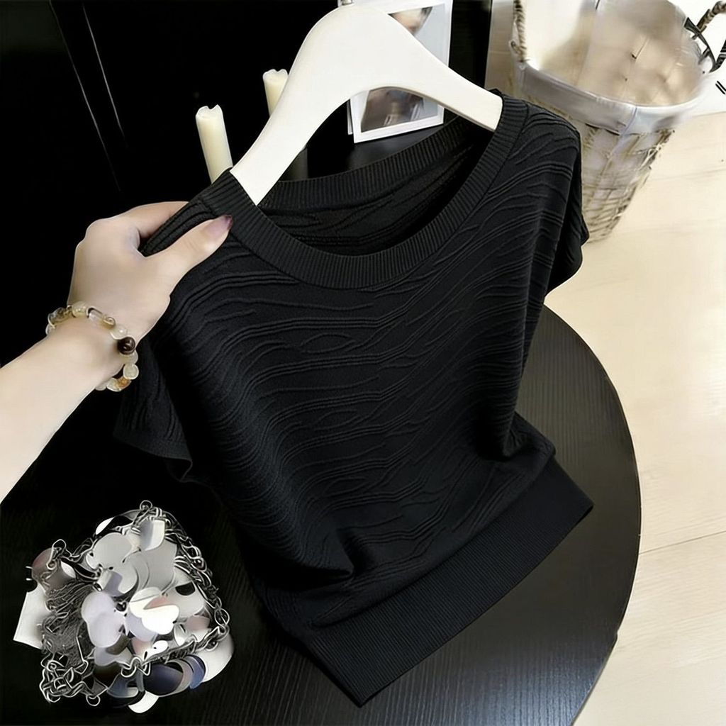 Áo len ngắn tay bằng lụa băng bán chạy nhất mùa hè dành cho nữ | Thanh lịch Top Slim-fit Slimer Look Thời trang, Áo thun phù hợp thời trang phong cách Hàn Quốc