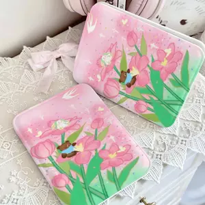 Gương gấp nhỏ họa tiết hoa tulip gấu dễ thương chống trầy đẹp mắt tiện dụng