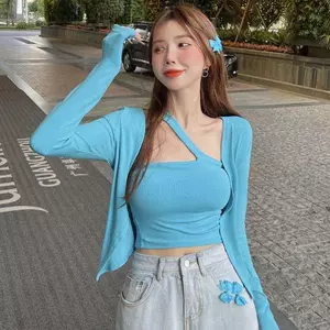 Mặc ngoài cay ngọt ngào Sling Top Layered Hot Girl Wear Bộ đồ hai mảnh Bộ đồ thời trang nữ