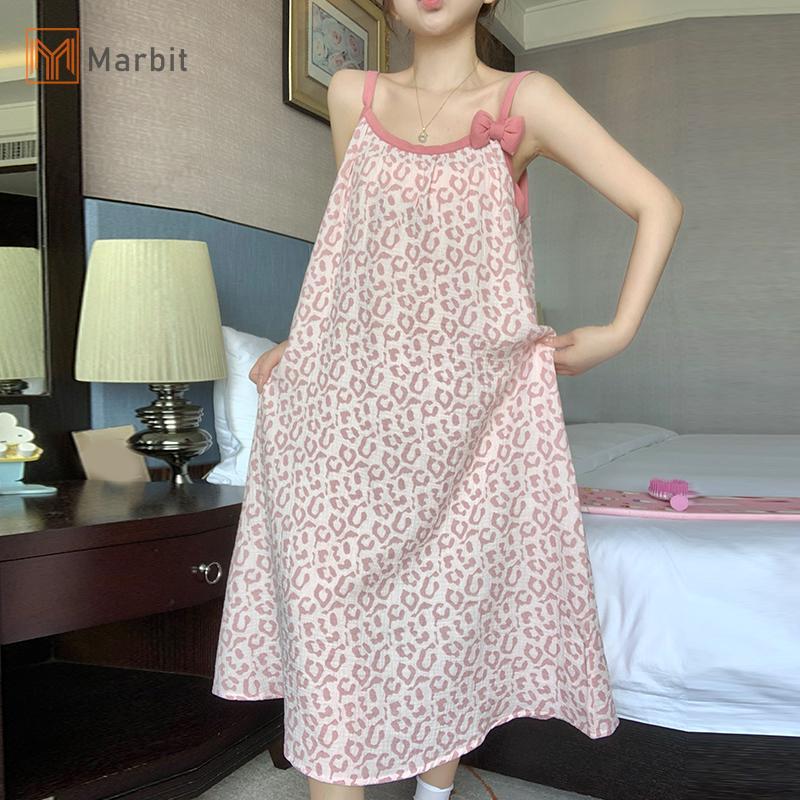 Bộ đồ ngủ không tay màu hồng ngọt ngào cho mùa hè, thiết kế dễ thương với họa tiết in riêng biệt.