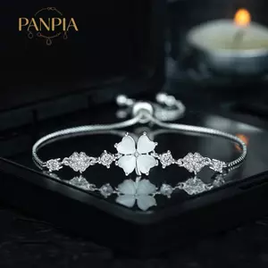 PNPIA- Vòng Tay Cỏ Ba Lá Bốn Lá Cho Nữ 1 Chiếc Dây Xích Có Thể Điều Chỉnh Opal Zircon Tinh Tế Luy Charm Lễ Hội Trang Sức