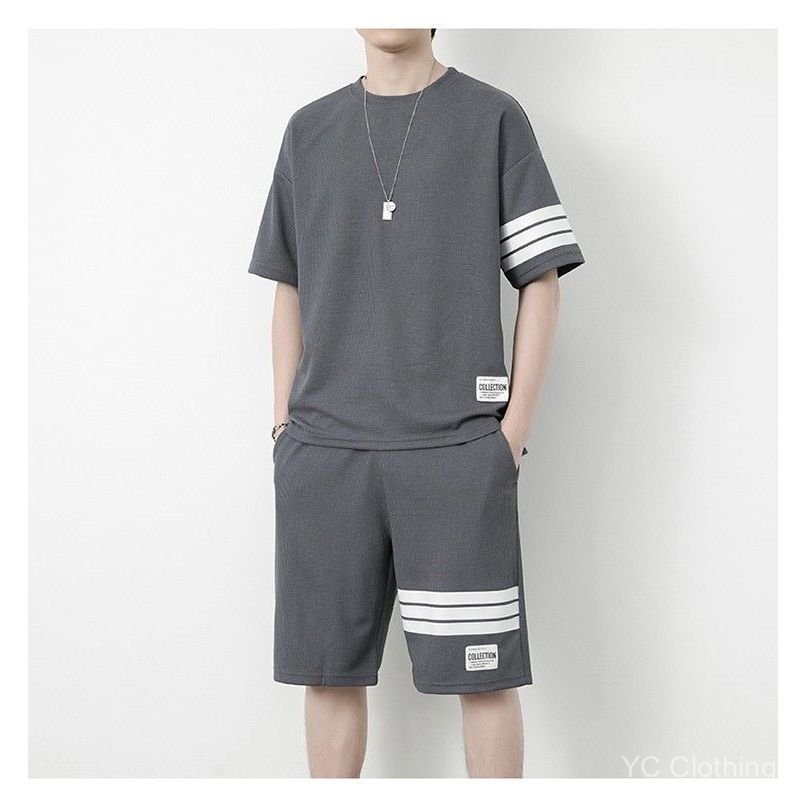 Áo thun ngắn tay có vách ngăn dành cho nam, quần short in hình dáng rộng bằng lụa băng mùa hè, bộ đồ thể thao trẻ trung đa năng thông thường QAGD