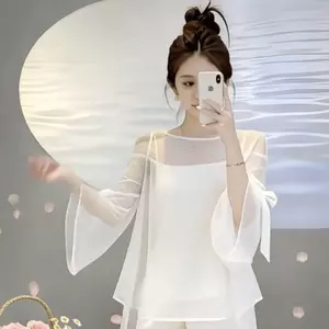 Hàn Quốc sang trọng Phong cách ngọt ngào Bộ đồ độc quyền nhỏ dành cho nữ Mùa hè 2026 Phong cách mới Đi lại Áo sơ mi voan nơ giảm tuổi ngọt ngào + Quần short Bộ đồ hai mảnh Phong cách bán chạy Quần áo nữ đi lại hàng ngày