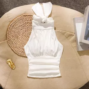 Pure Desire Style Hot Girl Áo yếm không tay Halter Thiết kế xếp li lại Dây đeo eo hẹp Slim-fit Slimmer Look Sang trọng Bên trong bên ngoài hàng đầu