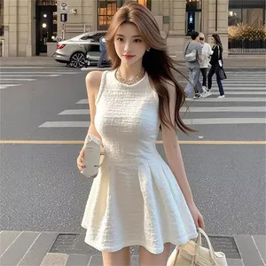 Váy cổ tròn trắng nữ, Váy chữ A tinh tế khí chất mùa hè