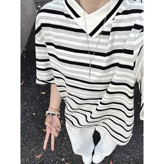 Áo thun nam GKSSS tay ngắn thương hiệu thời trang Mỹ cổ không đều sọc unisex