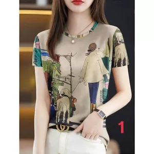 COMBO 2 áo phông nữ họa tiết cổ tròn cộc tay, chất liệu thun co giãn mát mẻ, thời trang năng động