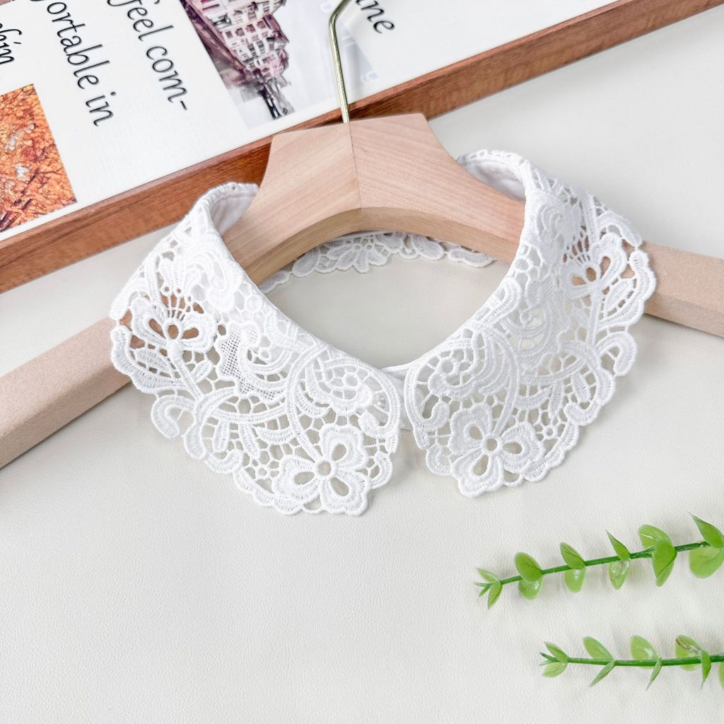 Áo len thêu màu trơn trong nước Nút trước cổ áo giả thời trang rỗng cổ ba chiều phù hợp với áo len Váy có sẵn H5Z6