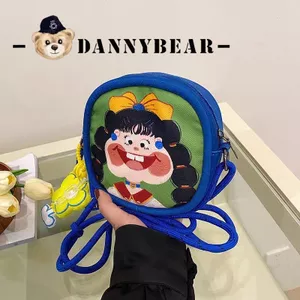 Túi đeo chéo hình minh họa dễ thương Danny Bear Nữ ins Túi vải Graffiti ngộ nghĩnh Túi tròn nhỏ độc đáo phù hợp cho mọi trận đấu 31305