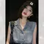 Áo sơ mi Denim thông thường phù hợp cho nữ mùa hè 2026 Phong cách mới Pháp Retro Ve áo sơ mi nhỏ Áo sơ mi tinh tế độc đáo