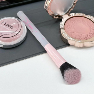 LUV GIFT Cọ Đánh Phấn Má Hồng Trang Điểm Trong Suốt Và Tự Nhiên Trên Bề Mặt Nghiêng
