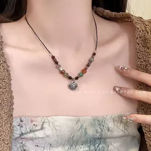 Mới Phong Cách Trung Quốc Khóa An Toàn Mặt Dây Chuyền Vòng Cổ Nữ Cổ Cao Cấp Đính Hạt Vòng Cổ Retro Đơn Giản Phù Hợp Với Xương Đòn Dây Chuyền Hợp Thời Trang