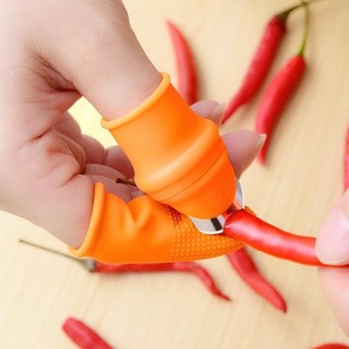 Bao Ngón Tay Silicon Ngắt Rau Hái Rau Củ Gắn Móng Kim Loại Săc Bén Thu Hoạch Rau Củ Quả Tiện Dụng