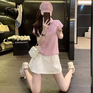 Trang phục mùa hè 2026 Phong cách mới Quần áo thể thao thông thường Bộ đồ nữ thần Phong cách sang trọng Người ảnh hưởng Váy ngắn hai mảnh