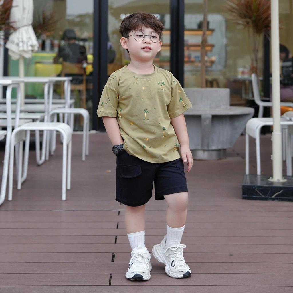Bộ quần áo cọc tay SUNSHINE MÙA HÈ CHO BÉ TRAI, áo chất COTTON, quần DA CÁ mềm thoải mái cho bé