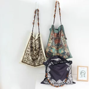 Khăn Lụa Pháp Hai Mặt In Nghệ Thuật Tote Dung Tích Lớn Đi Lại Đính Hạt Vai Nách Túi Di Động Nữ