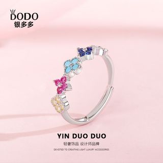 Nhẫn bạc nữ S925 với thiết kế cỏ bốn lá zircon, phong cách retro ngọt ngào cho mùa hè
