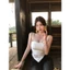 Mùa Hè Slim-fit Bên Trong Không Đều Hot Girl Mặc Ngoài Ngắn Đẹp Top Ba Chiều Hoa Trắng Camisole Nữ26031103