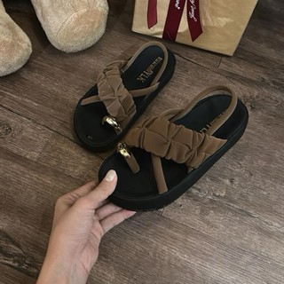 Quai hậu Nữ IGU sỏ ngón phối nhúng chéo xinh xắn cao 3cm nhẹ chân da mềm hàng may quai sẵn trẻ trung.