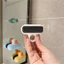 Dụng cụ vệ sinh gương phòng tắm thiết kế dễ thương tiện dụng