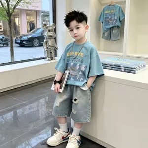 Mùa hè Phong cách mới Hợp thời trang Cool Boy Tay ngắn đẹp trai + Quần Short Bộ hai mảnh Trang phục mát mẻ