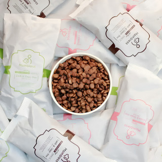 Hạt Mềm Cho Chó Mombless Vị Thịt Cừu (100g) - Hỗ Trợ Giảm Dị Ứng, Viêm Da & Chảy Nước Mắt (Hàn Quốc)