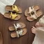 Nhẹ Sang Trọng Niche Cao Cấp Flip-Flops Nữ Mặc Ngoài 2026 Flat Đi Chơi Birkenstock Birkenstock Birkenstock Flip-Flops 5.20