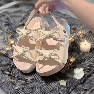 Sandal Nữ IGU  2 quai nơ đi được 2 kiểu xé dán tiện lợi cao 3cm da lộn mềm êm mũi tròn