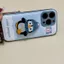Ốp Điện Thoại Chim Cánh Cụt Da Sẵn Có Thích Hợp Cho iPhone17promax Vỏ Bảo Vệ Điện Thoại Thêu Tay Thích Hợp Cho iPhone16pro Bao Gồm Tất Cả Chống Co