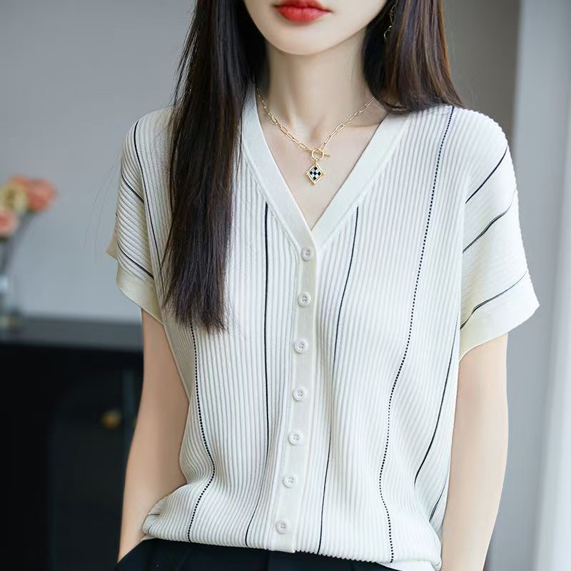 Áo len cổ chữ V sọc phong cách mới nhất mùa hè dành cho nữ | Áo thun ngắn tay nữ dáng ôm hơn, nhẹ nhàng sang trọng che phủ thịt mùa hè, màu sắc tương phản thanh lịch kiểu Pháp