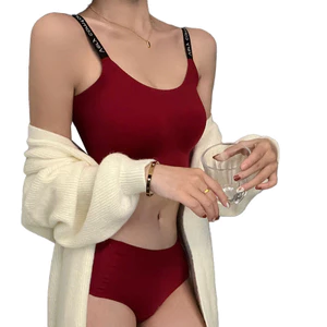 Áo ngực kiểu Vest hở lưng thoải mái vừa vặn với cơ thể, khắc phục những khuyết điểm, Ngực hở ngực, là xu hướng thời trang cao cấp.