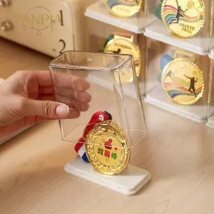 PNPIA- Hộp trưng bày huy chương Hộp lưu trữ Acrylic ổn định trong suốt cho màn hình máy tính để bàn Giải thưởng và chân thành tựu