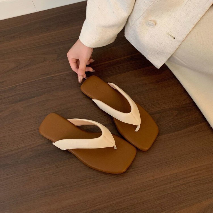 Mùa hè Nhẹ Thoải Mái Mặc Bên Ngoài Đế Phẳng Gót Đế Bằng Nhẹ Giày Đi Biển Flip-Flops Thời Trang Mặc Bên Ngoài Chống Trơn Trượt Mũi Vuông Flip-Flops Nhà Máy Giá Bán Buôn
