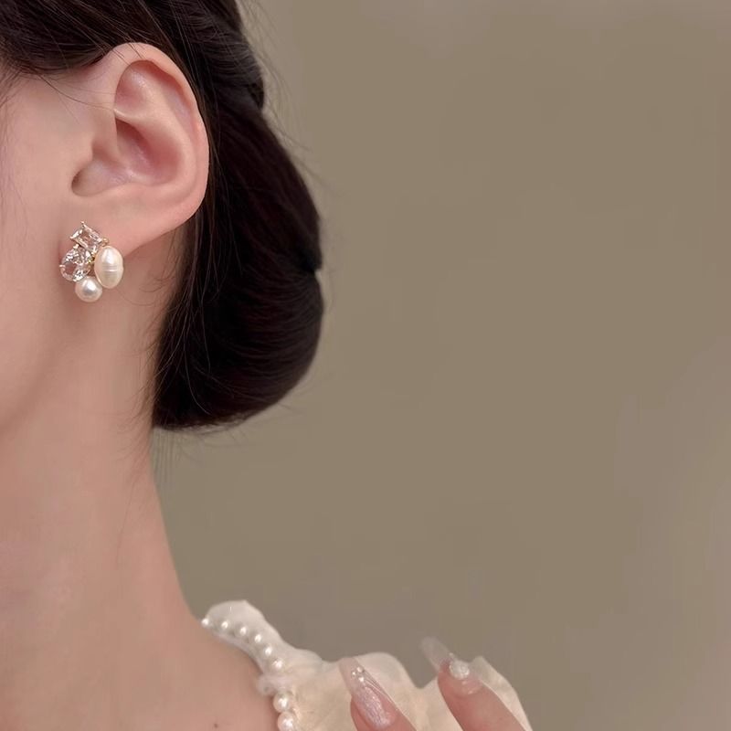 Bông Tai Ngọc Trai Đính Đá Zircon Vuông Chốt Bạc 925 Thanh Lịch Cho Nữ