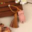 < Honeyba > Hoa Cúc Thủ Công Dễ Thương Phước Lành Bắt Mèo Mặt Dây Chuyền Động Vật Nghệ Thuật Cho Túi Chìa Khóa Ô Tô Phụ Kiện Quyến Rũ Trang Trí Đẹp