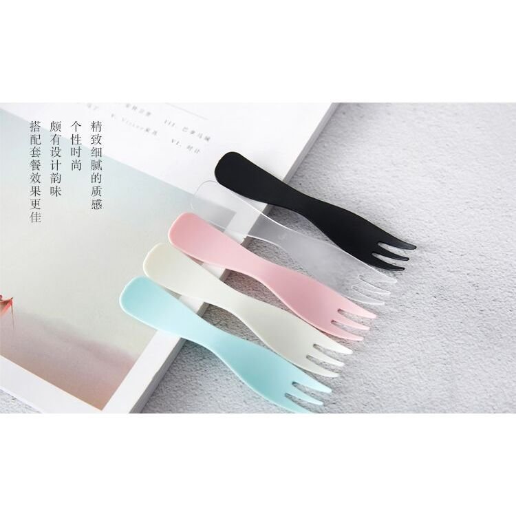 Nĩa bánh sinh nhật, nĩa trái cây, nĩa ăn nhẹ nhựa dùng một lần sáng tạo ba răng LYD2