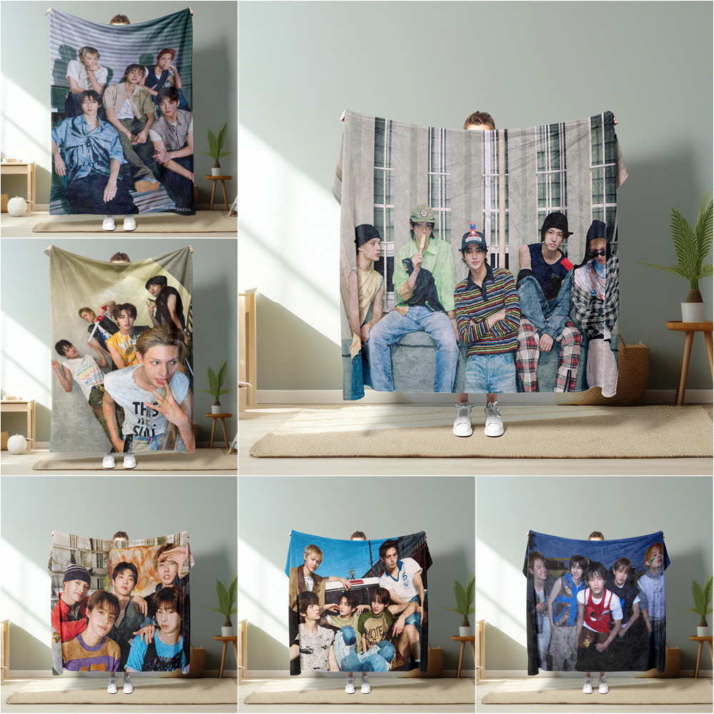 Chăn Flannel in hình một mặt Kpop CORTIS cho ghế Sofa, giường ngủ, văn phòng hoặc du lịch