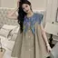 Đầm Denim tay bay nhỏ giảm tuổi Nơ Nữ Mùa hè Phong cách mới Thời trang tươi mát Người đàn ông nhỏ bán chạy