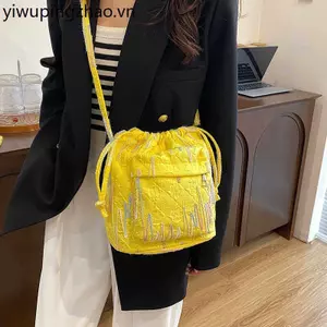 Túi Vải Mùa Hè Nữ 2024 Phong Cách Mới Nhật Bản Phong Cách Hàn Quốc Một Vai Dây Rút Xô Túi Thích Hợp Tất Cả Trận Đấu Đi Lại Túi Messenger